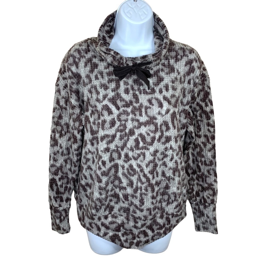 M Como Vintage Beige Leopard Print Cowlneck Pullover Medium Stretch 8 10
